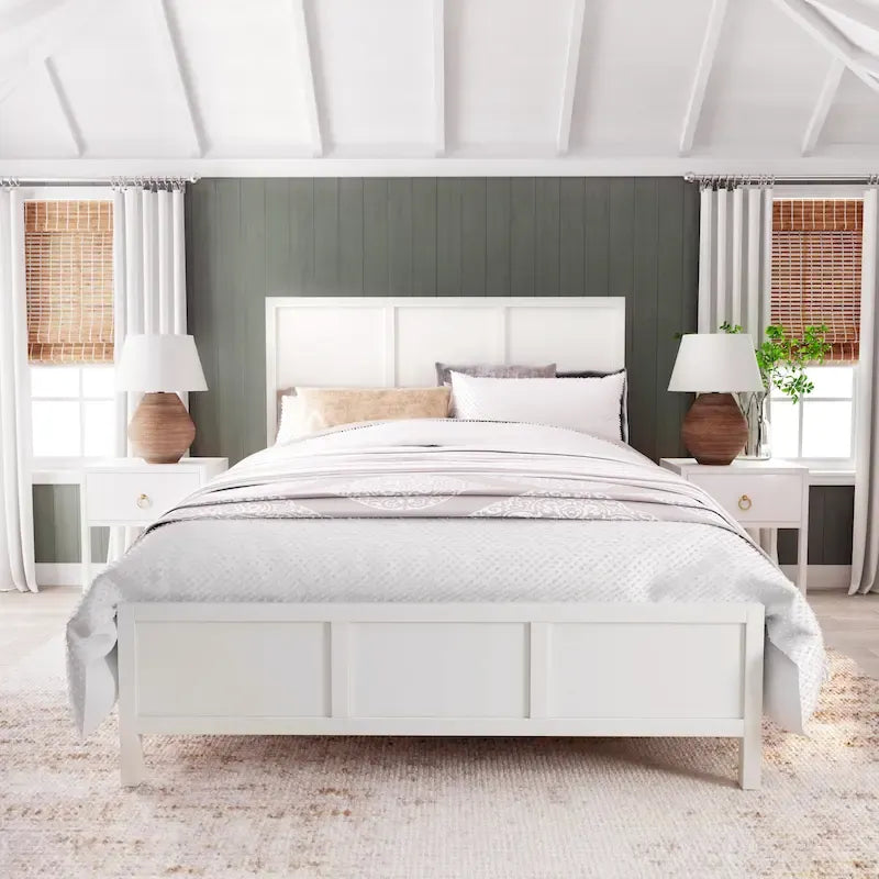 Lark Queen Size Panel Bed